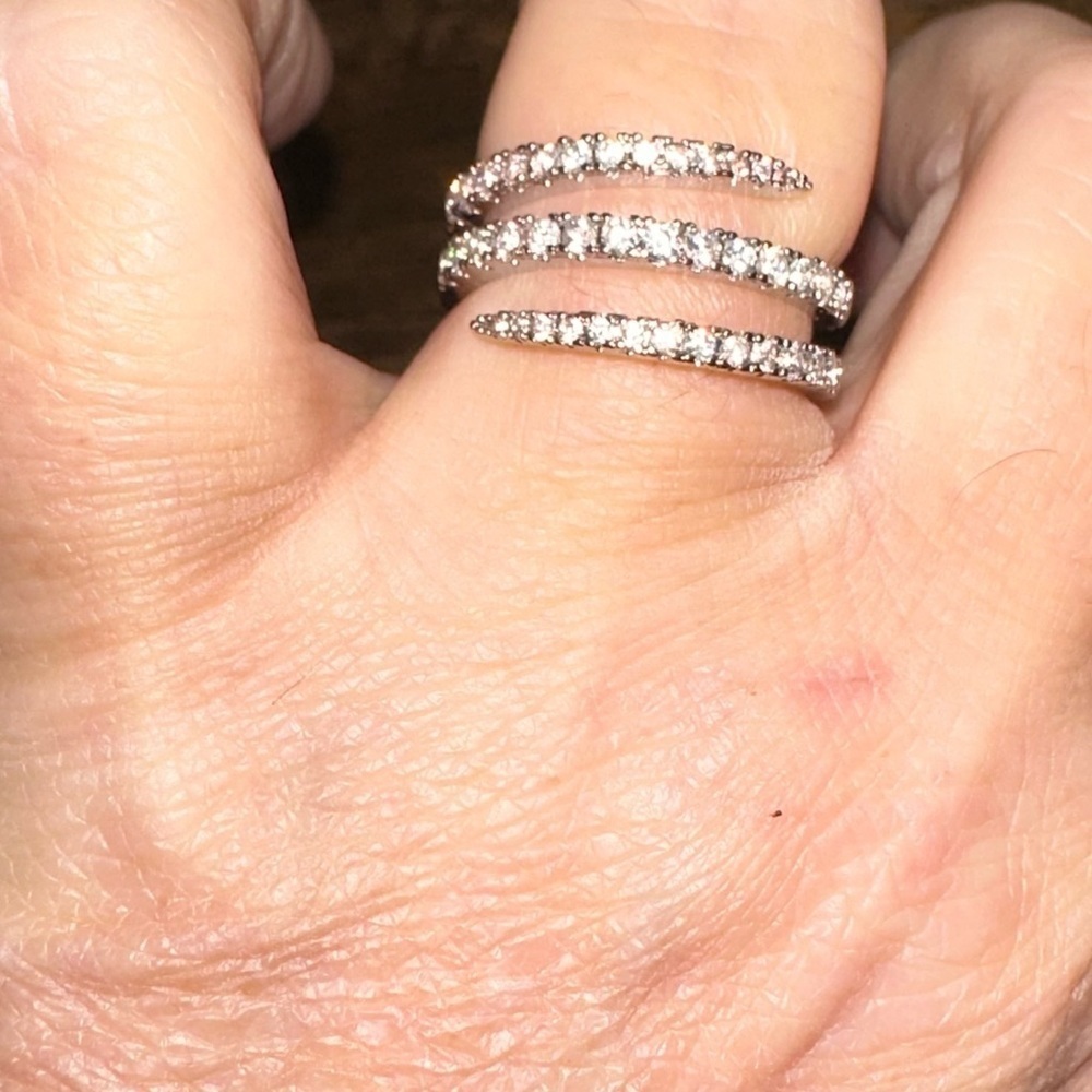 NEW 3 ROUND FULL DIAMOND STERLING SILVER RING - Picture 2 of 4